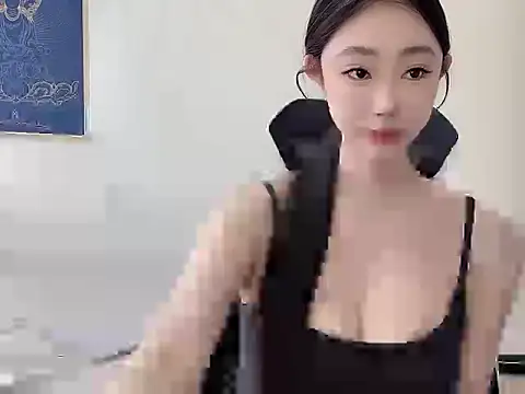 Snapshot of 12eio chatting on 04/05/26, 02:09 12eio online show from 04/05/26, 02:09