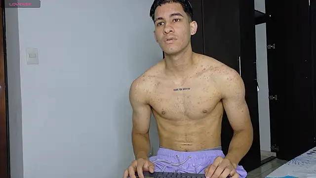 JakeMonroe online show from 04/08/26, 02:06