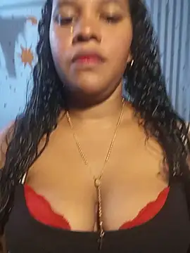 Snapshot of michelle_castillo chatting on 05/20/26, 08:26 michelle castillo online show from 05/20/26, 08:26