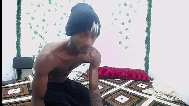 Snapshot of skey_12 chatting on 04/09/26, 02:33 skey 12 online show from 04/09/26, 02:33