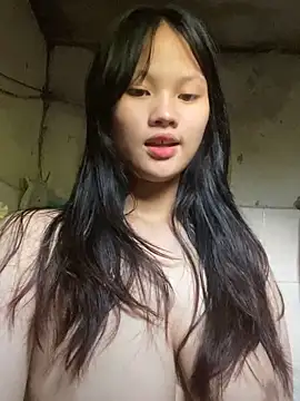 Snapshot of __Sunflower__ chatting on 05/20/26, 10:32 Sunflower online show from 05/20/26, 10:32