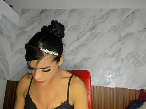 Snapshot of stefani_robles chatting on 07/01/26, 01:18 stefani robles online show from 07/01/26, 01:18