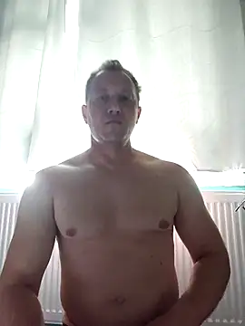 Snapshot of Adamus41 chatting on 05/04/26, 11:17 Adamus41 online show from 05/04/26, 11:17