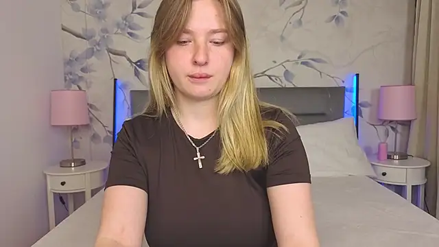 Snapshot of Delicious_sugar chatting on 04/09/26, 12:32 Delicious sugar online show from 04/09/26, 12:32