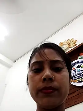 Snapshot of Newmasti chatting on 04/08/26, 04:12 Newmasti online show from 04/08/26, 04:12