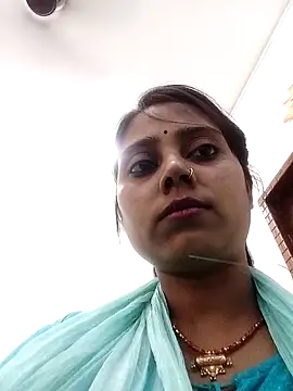 Snapshot of Newmasti chatting on 04/10/26, 04:39 Newmasti online show from 04/10/26, 04:39