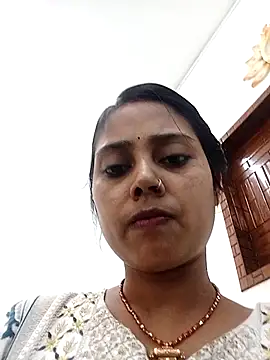 Snapshot of Newmasti chatting on 04/11/26, 06:07 Newmasti online show from 04/11/26, 06:07