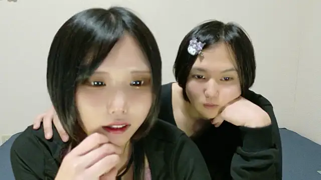 Snapshot of Me_aMaru chatting on 04/20/26, 10:07 Me aMaru online show from 04/20/26, 10:07