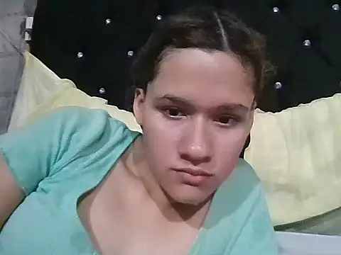 Snapshot of JennifferJilson chatting on 04/12/26, 11:43 JennifferJilson online show from 04/12/26, 11:43