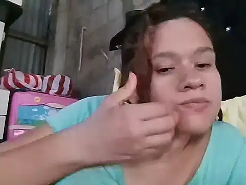 Snapshot of JennifferJilson chatting on 04/25/26, 08:28 JennifferJilson online show from 04/25/26, 08:28