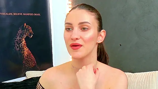 Amira a online show from 04/08/26, 10:59