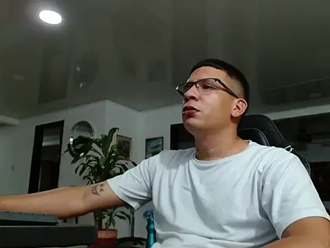 Angelito fiery online show from 04/07/26, 03:40