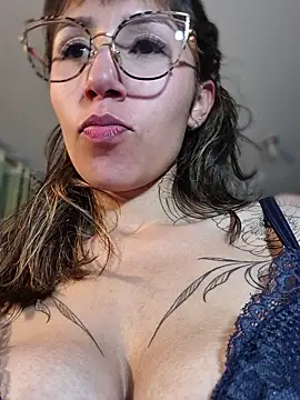 Snapshot of Mar_puentes chatting on 05/16/26, 10:36 Mar puentes online show from 05/16/26, 10:36