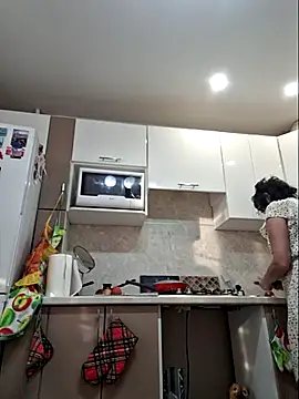 LaliaMia online show from 03/04/25, 03:55