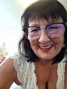 LaliaMia online show from 10/14/25, 10:16