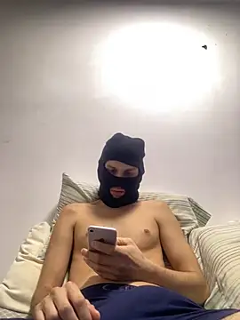 Couple PlayHot BR online show from 05/19/26, 08:37