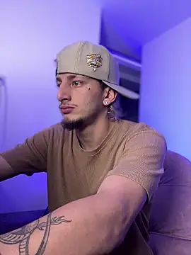 ZarcooX online show from 04/11/26, 03:00