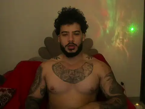 Snapshot of sinnei__ chatting on 04/06/26, 02:31 sinnei online show from 04/06/26, 02:31