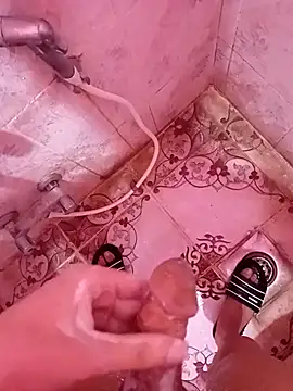 Snapshot of nader30 chatting on 04/06/26, 07:26 nader30 online show from 04/06/26, 07:26