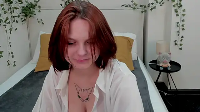 Snapshot of Charlotte_Stee chatting on 05/11/26, 02:06 Charlotte Stee online show from 05/11/26, 02:06