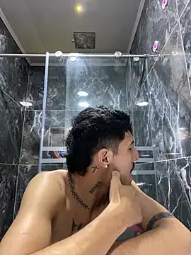 ALEXXXTREM69 online show from 05/18/26, 04:29