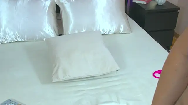 Kaya Bliss online show from 06/13/26, 12:41