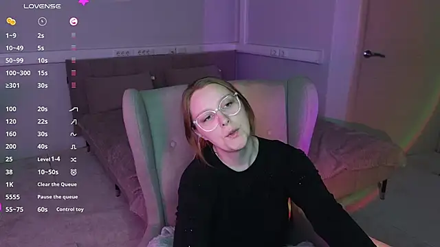 Snapshot of JessieWayy chatting on 05/19/26, 01:56 JessieWayy online show from 05/19/26, 01:56