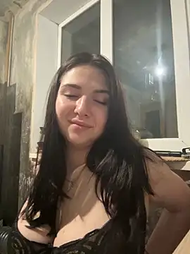 Snapshot of Kisy_Denis chatting on 04/18/26, 01:42 Kisy Denis online show from 04/18/26, 01:42