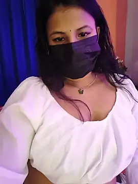Hot Alicee online show from 07/04/26, 08:53
