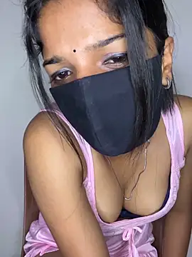 simran-cam online show from 04/18/26, 08:09