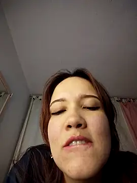 AdrianaFrank online show from 05/29/26, 02:09