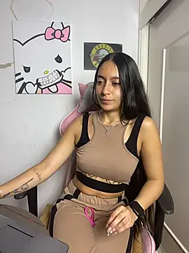 DulceLatinaxo online show from 07/07/26, 01:08