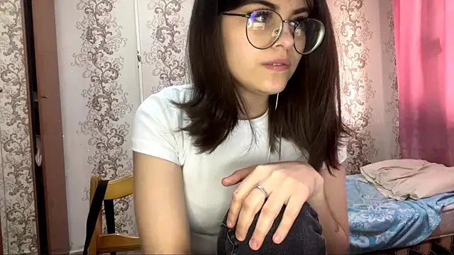 Snapshot of Mialikesun chatting on 05/01/26, 01:05 Mialikesun online show from 05/01/26, 01:05