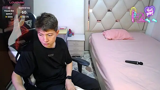 Zoe and jackk  online show from 04/18/26, 08:31