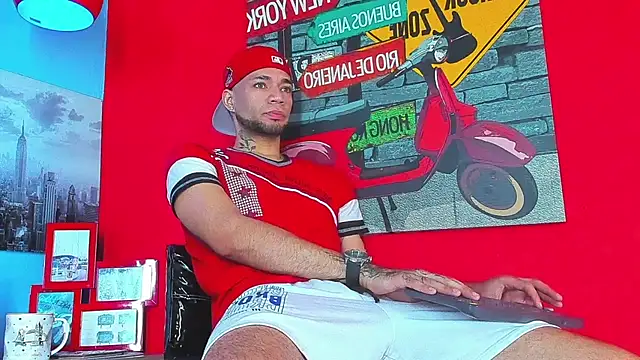 Daniel huge22 online show from 04/21/26, 10:01