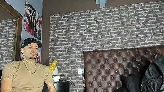 Daniel huge22 online show from 06/11/26, 02:04