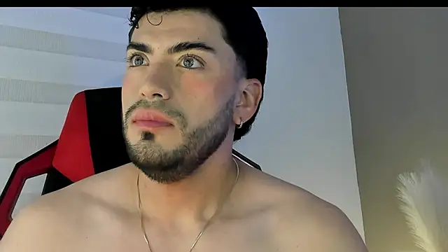 Alexander Diazz online show from 04/15/26, 01:51