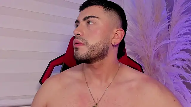 Alexander Diazz online show from 05/19/26, 03:18