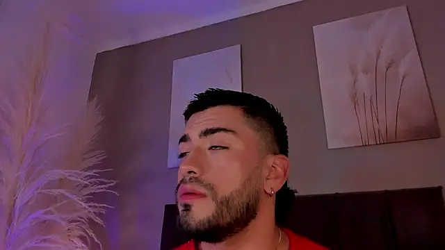 Snapshot of Alexander_Diazz chatting on 07/11/26, 01:25 Alexander Diazz online show from 07/11/26, 01:25