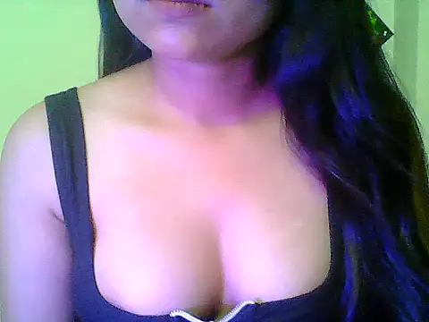Snapshot of Saxy_Mony002 chatting on 06/10/26, 07:07 Saxy Mony002 online show from 06/10/26, 07:07