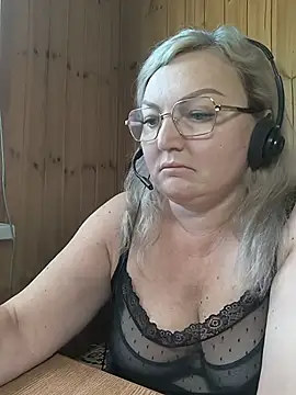 Snapshot of White-Chocolatte chatting on 06/05/26, 07:03 White-Chocolatte online show from 06/05/26, 07:03