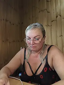Snapshot of White-Chocolatte chatting on 07/06/26, 03:58 White-Chocolatte online show from 07/06/26, 03:58