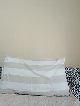 Snapshot of EbonySexySlimxxx chatting on 04/27/26, 06:33 EbonySexySlimxxx online show from 04/27/26, 06:33