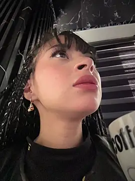 Sasha-firee online show from 05/25/26, 07:20