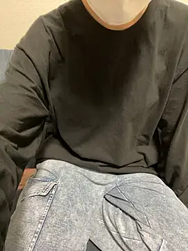 Snapshot of MOMO_ch_oo chatting on 04/07/26, 11:32 MOMO ch oo online show from 04/07/26, 11:32