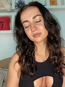 KarolDolly05 online show from 07/04/26, 02:01