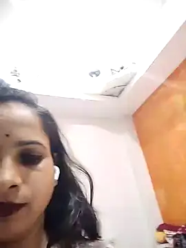 Snapshot of Bebo_QueeN chatting on 04/21/26, 05:06 Bebo QueeN online show from 04/21/26, 05:06