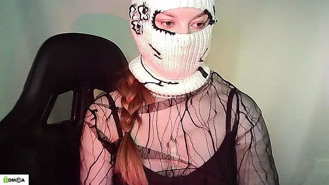 Snapshot of Lymalia chatting on 05/18/26, 04:07 Lymalia online show from 05/18/26, 04:07