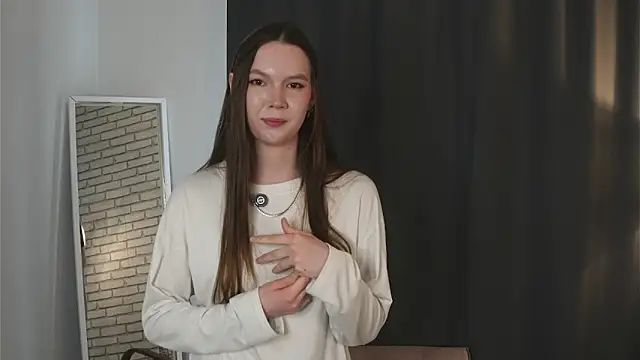 Snapshot of GaleAntrobus chatting on 04/09/26, 03:39 GaleAntrobus online show from 04/09/26, 03:39