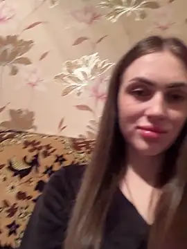 Snapshot of AlinaLove3213 chatting on 05/01/26, 06:56 AlinaLove3213 online show from 05/01/26, 06:56